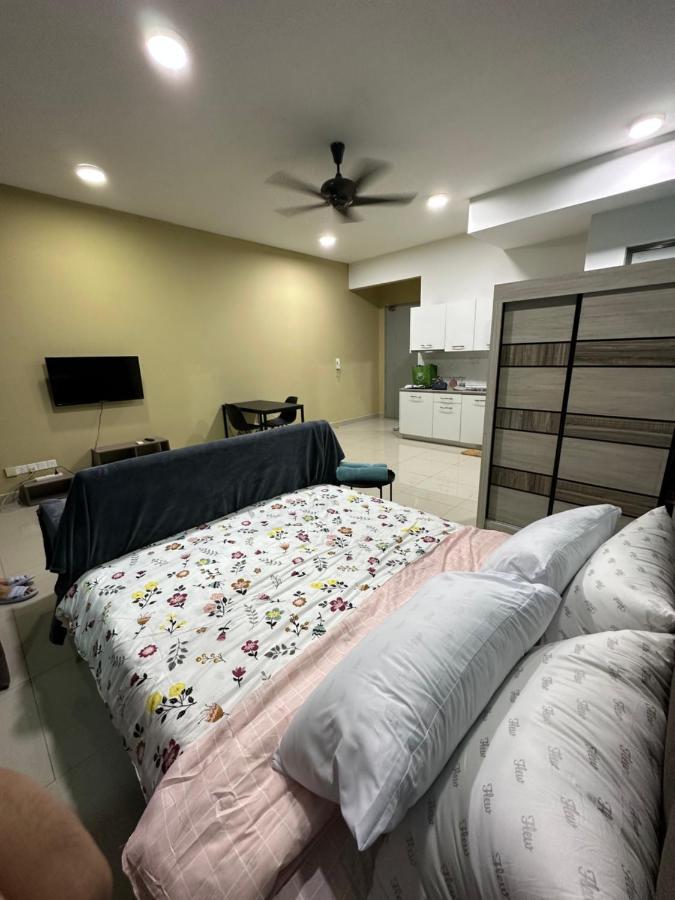 Apartamento Hideaway At Cybersquare Cyberjaya Exterior foto