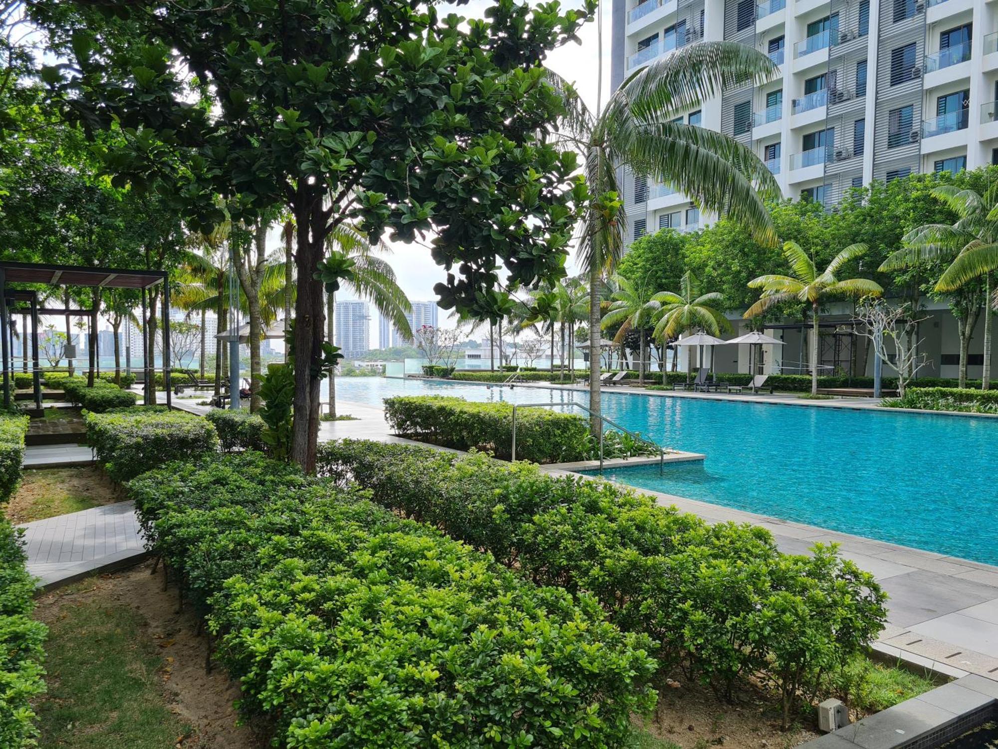 Apartamento Hideaway At Cybersquare Cyberjaya Exterior foto